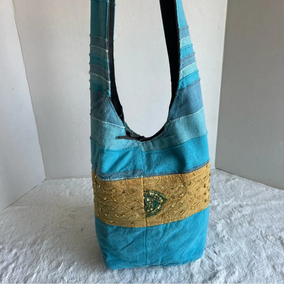 Hippie Sling Crossbody Bag - Picture 8 of 14